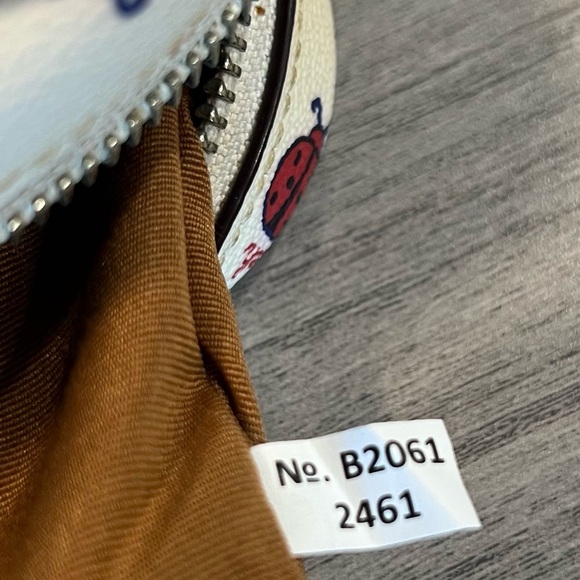 Coach Ladybug Print Mini Camera Bag EUC - Picture 10 of 10